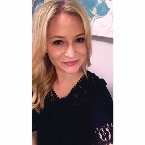 Meet your Posher, Ania - Picture 1 of 1